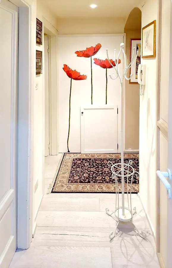 Porta Venezia & Giardini Montanelli Cozy Flat Apartment Milan