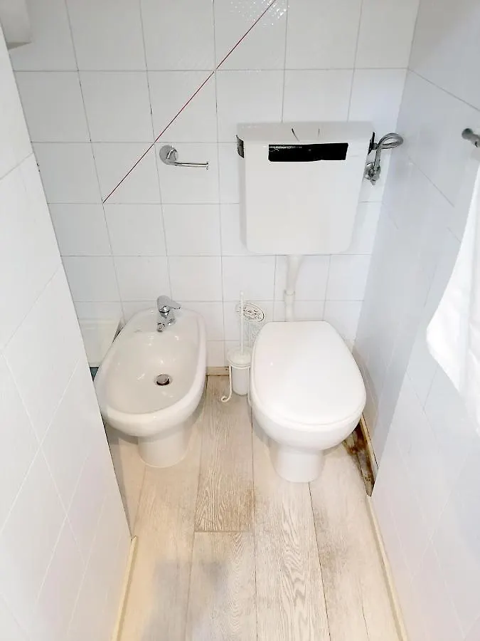 Porta Venezia & Giardini Montanelli Cozy Flat Διαμέρισμα Μιλάνο 0*,